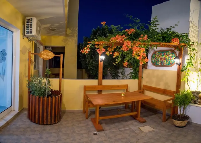 Pantheon Deluxe Apartments